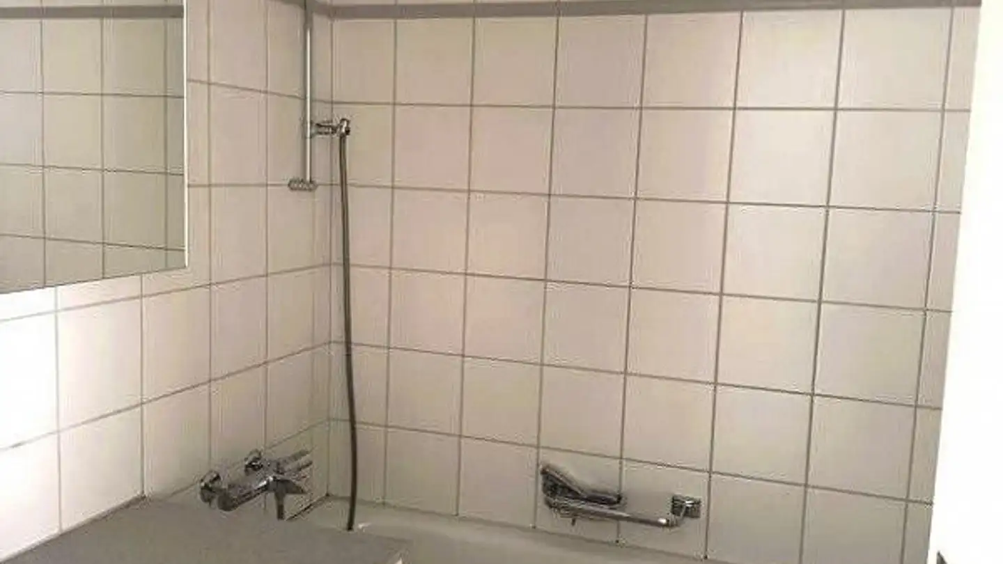 Wohnung mieten - Adlibogenstrasse 43, 8155 Niederhasli - Foto 4