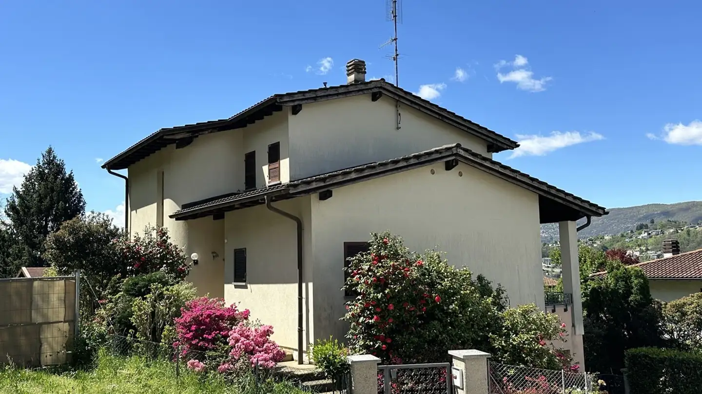 Single house for sale - 6965 Cadro