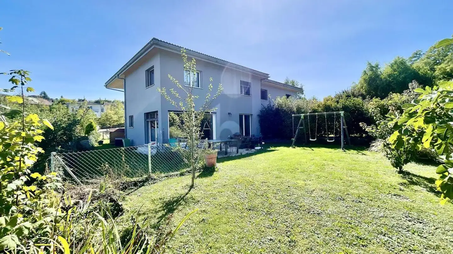 Row house for sale - 1400 Cheseaux-Noréaz