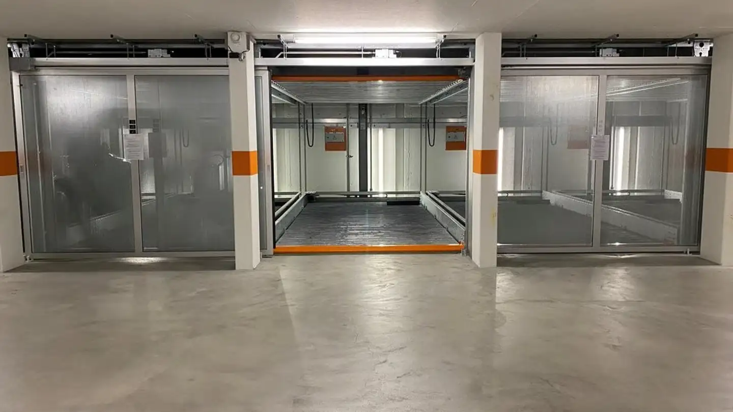 Underground parking space for rent - Gubelstrasse 5, 6300 Zug