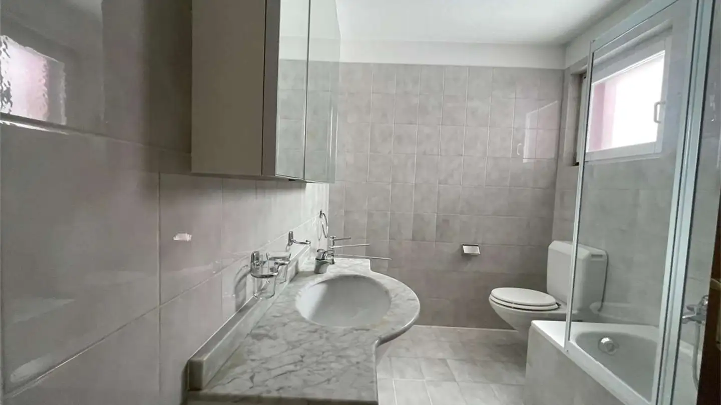 Wohnung mieten - 6982 Agno - Foto 4