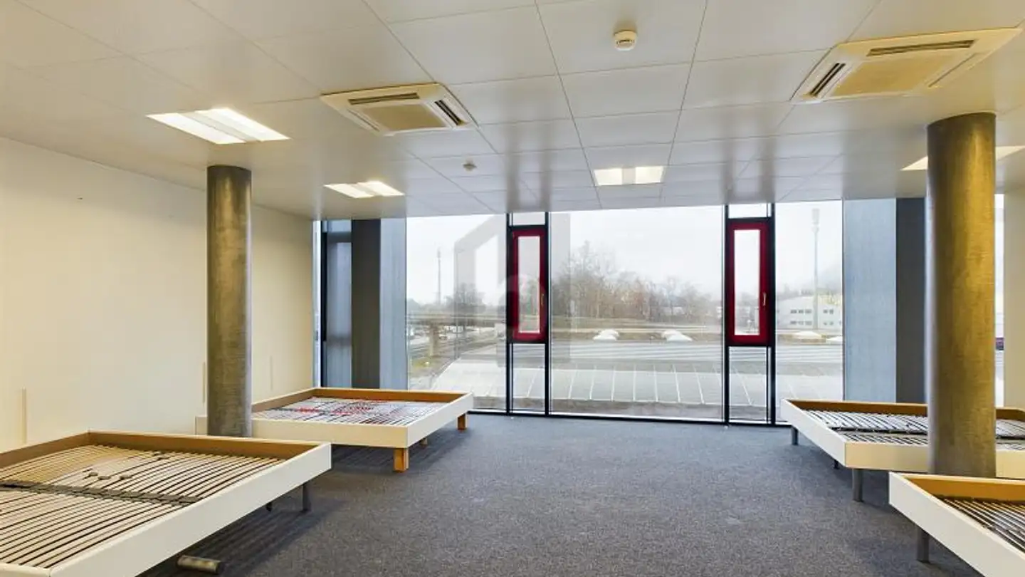 Office space for rent - 7013 Domat/Ems - Photo 4