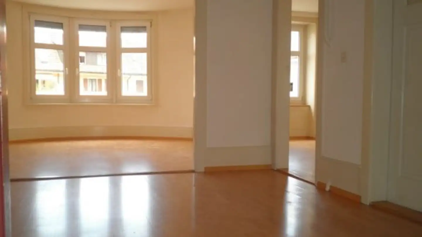 Appartamento in affitto - Place De La Gare 3, 2710 Tavannes - Photo 2