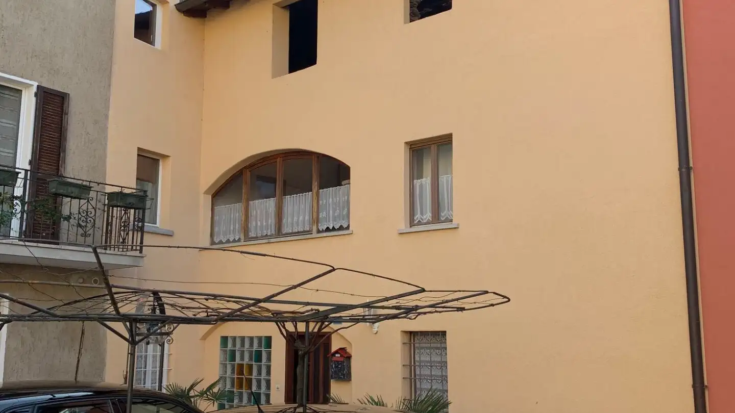 Casa singola in vendita - Via Piazzolo, 6855 Stabio - Photo 2