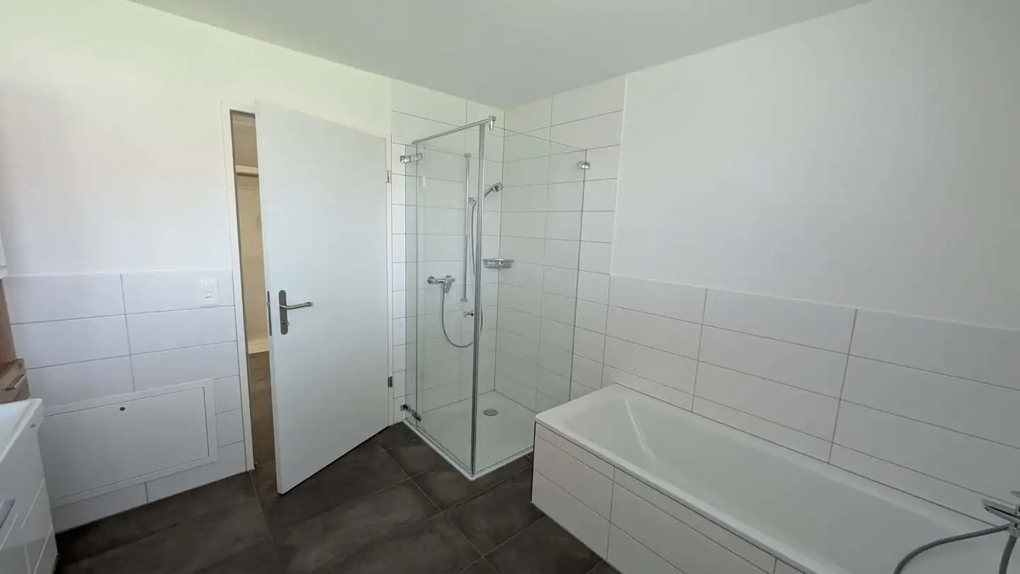 Stepped apartment for rent - Rosenweg 3, 4917 Melchnau - Photo 3