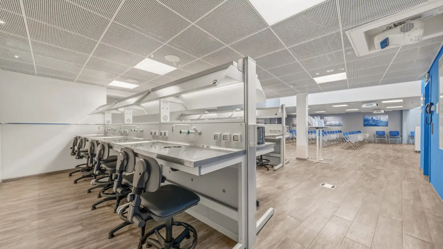 Commercial for rent - Avenue Général-Guisan 30, 3960 Sierre - Photo 3