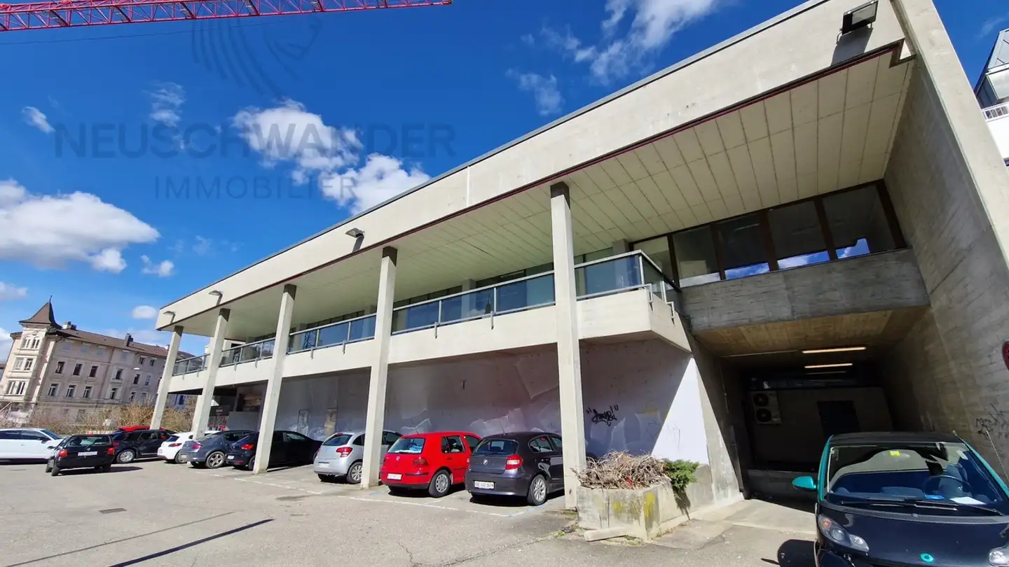 Mixed-use building for sale - 2800 Delémont