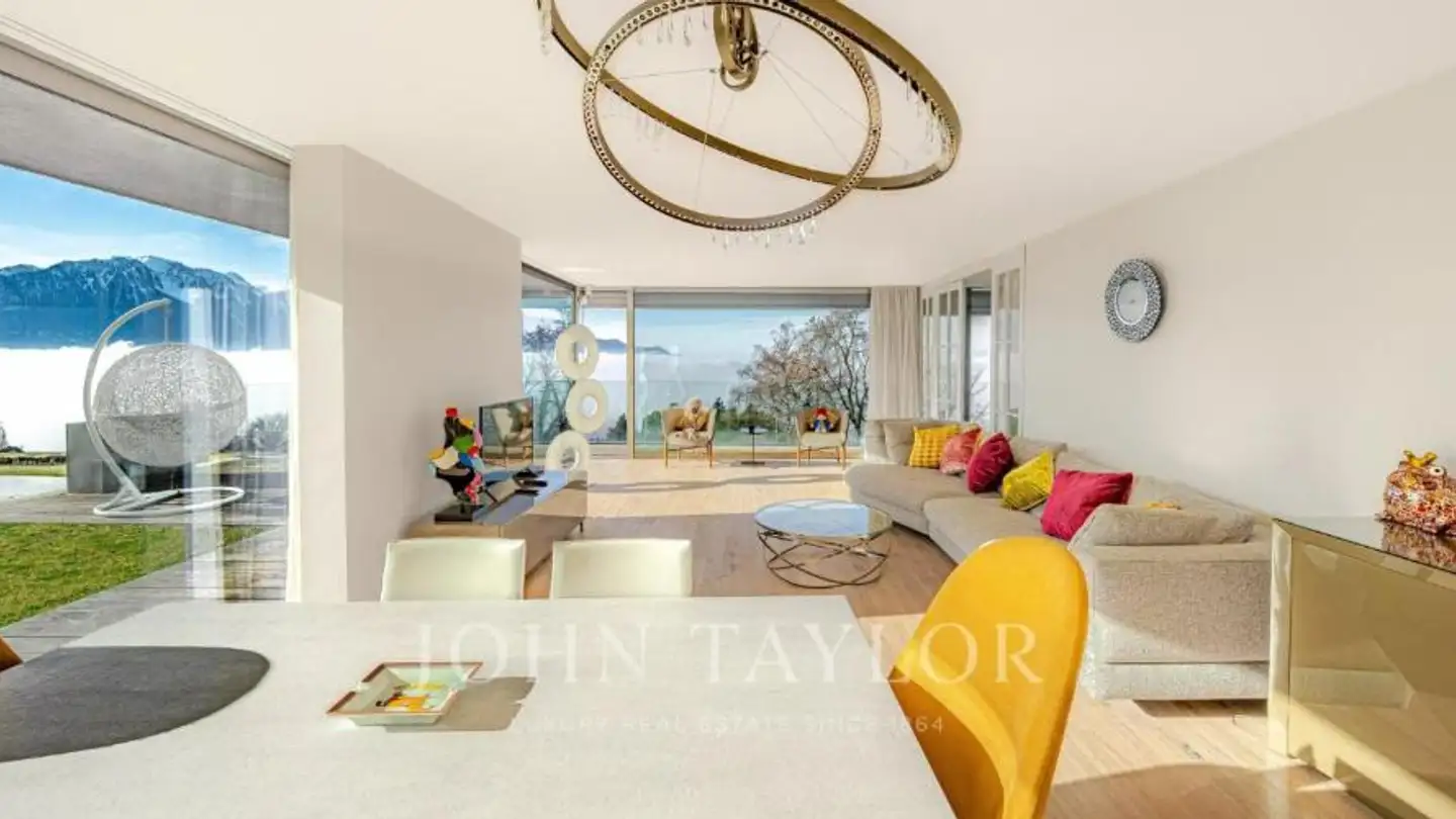 Apartment for sale - 1817 Brent - Photo 2