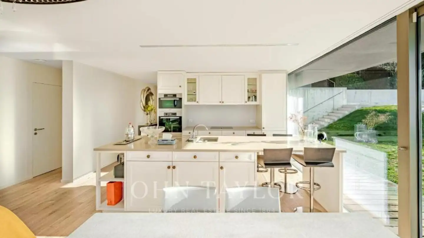 Apartment for sale - 1817 Brent - Photo 3