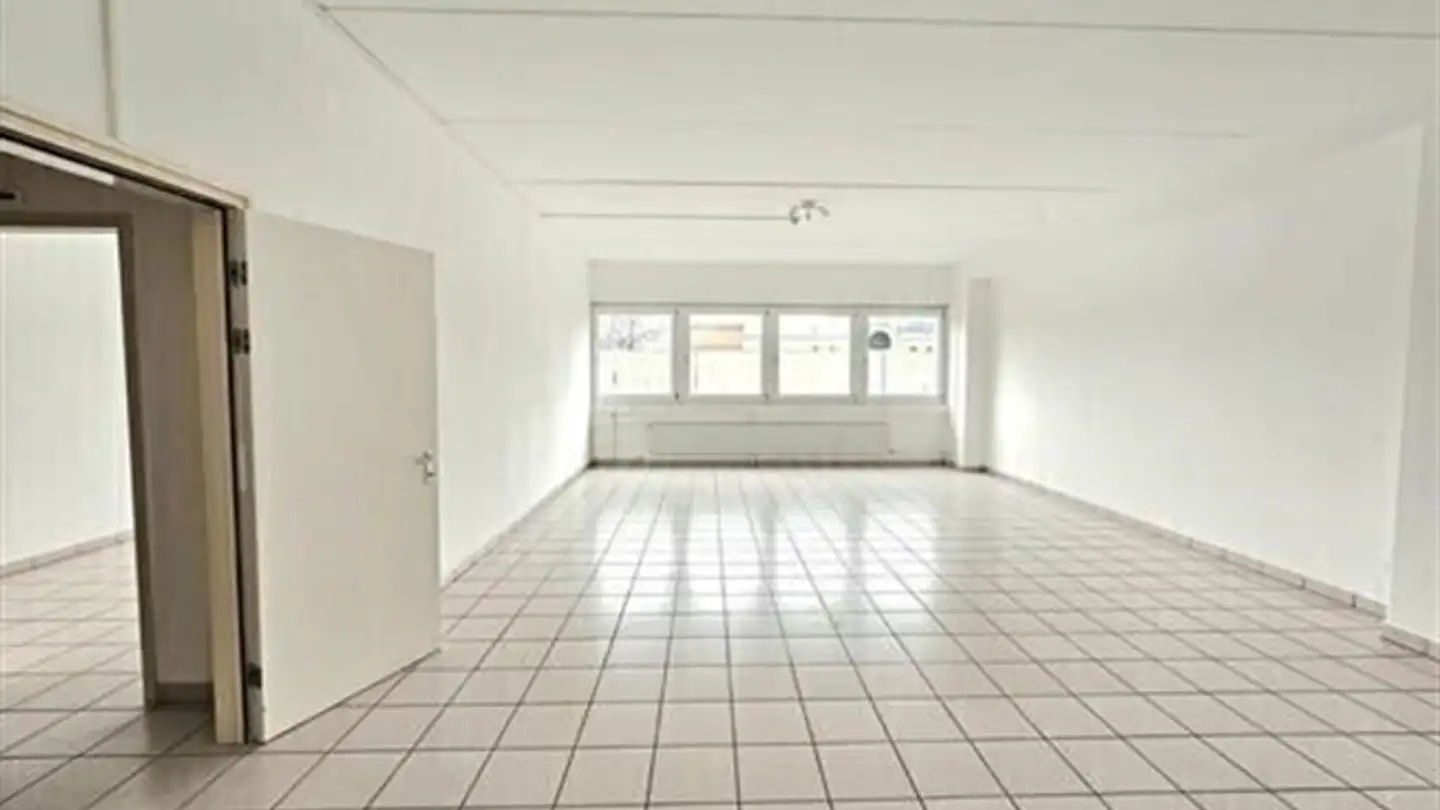 Bürofläche mieten - 6928 Manno