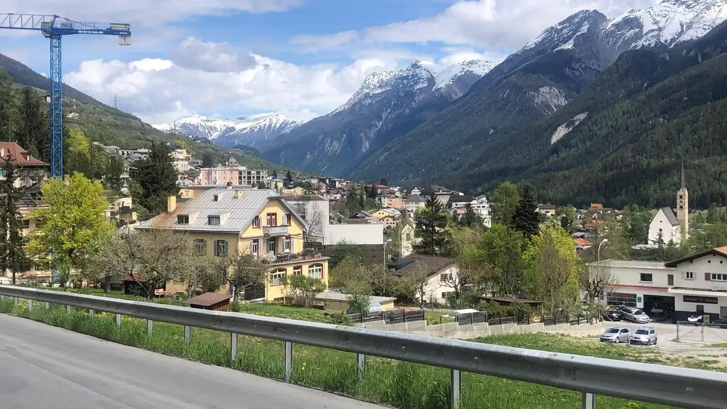 Mischgenutztes Gebäude kaufen - 7550 Scuol