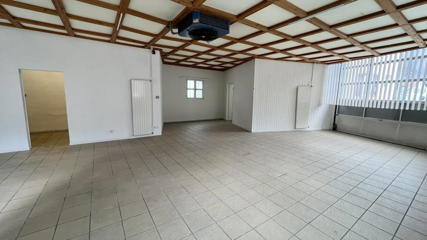 Commercial for rent - Reichenauerstrasse 36, 7013 Domat/Ems - Photo 4
