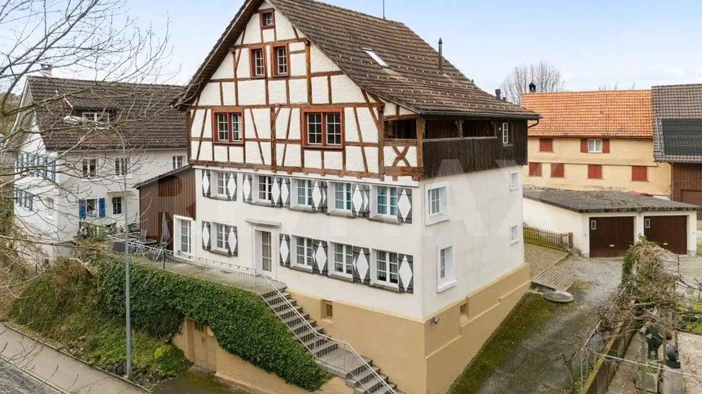 Edificio residenziale in vendita - Dorfstrasse 7, 9305 Berg SG