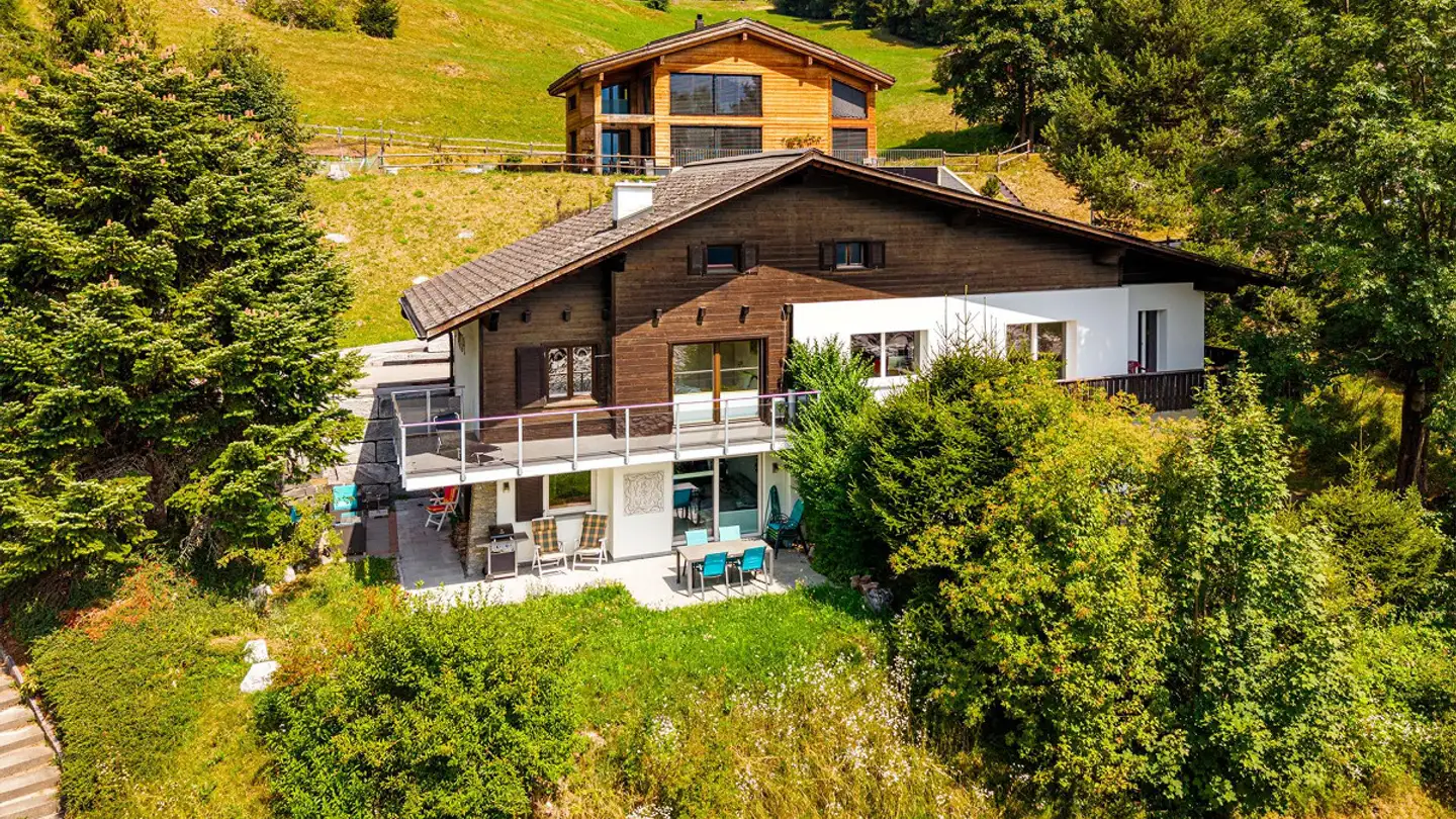 Casa bifamiliare in vendita - Via Brutg 34, 7032 Laax GR 2