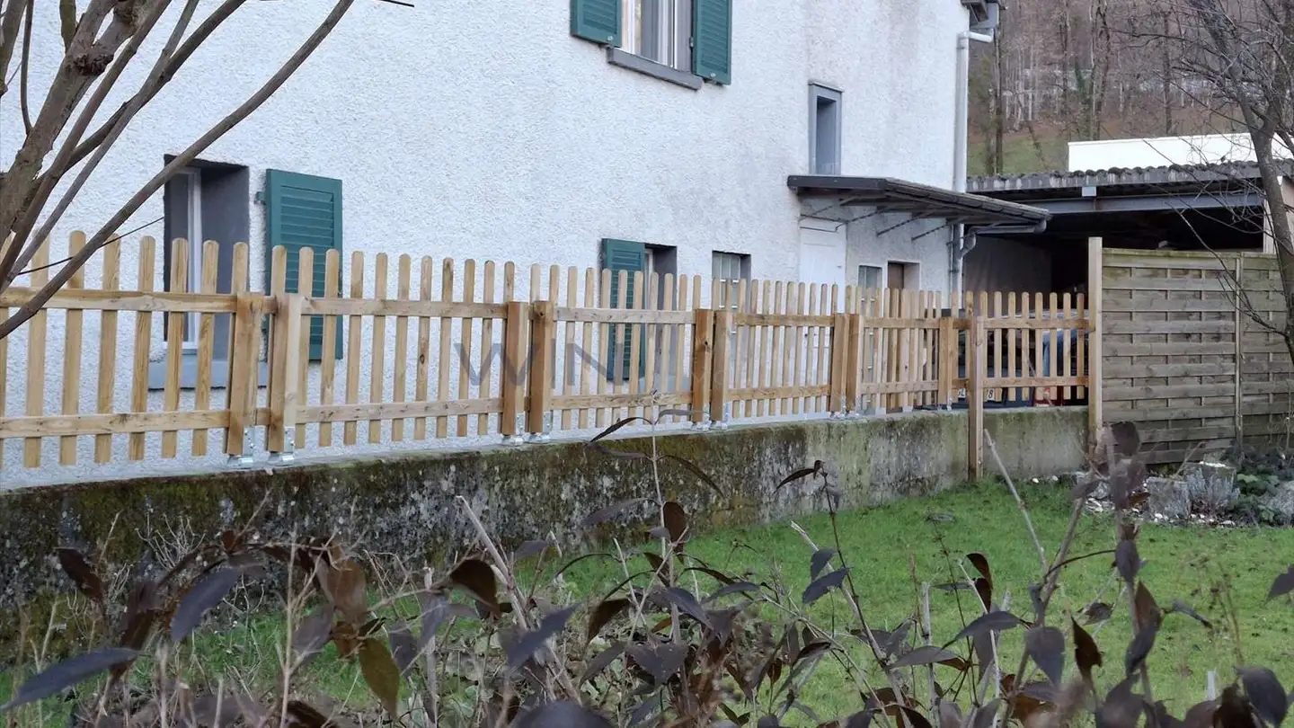 Row house for sale - 8754 Netstal