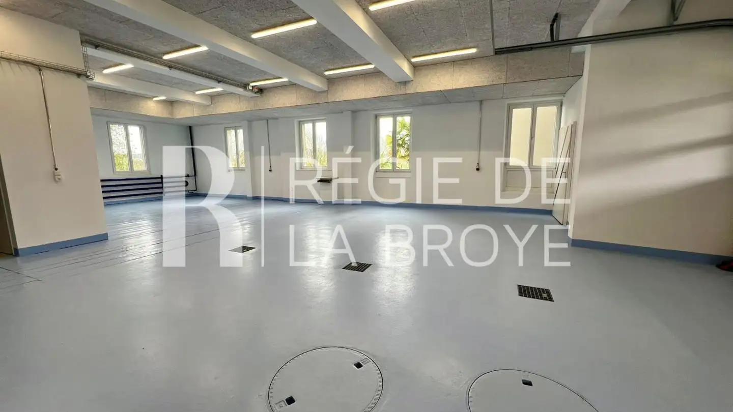 Commerciale in affitto - Route Des Pèles 12, 1541 Bussy FR - Foto 4