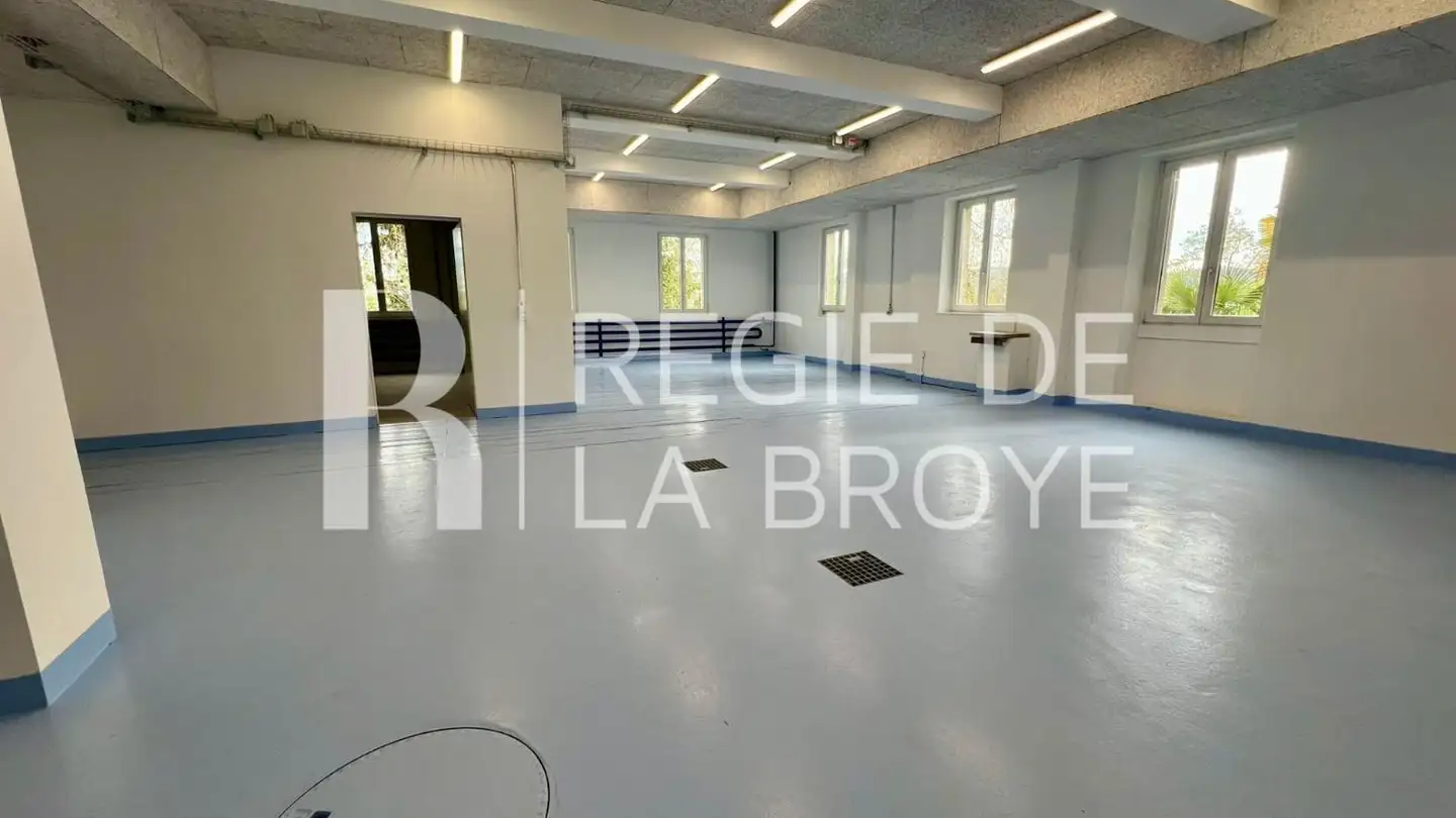 Commerciale in affitto - Route Des Pèles 12, 1541 Bussy FR - Foto 2