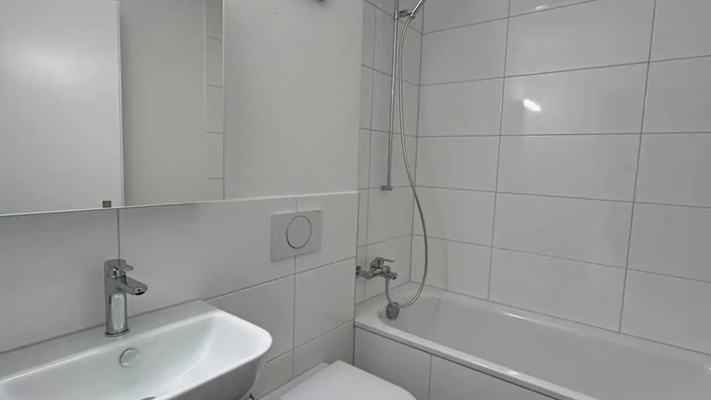 Apartment for rent - Chemin Des Champs / Flurweg 22, 2504 Biel/Bienne - Photo 4