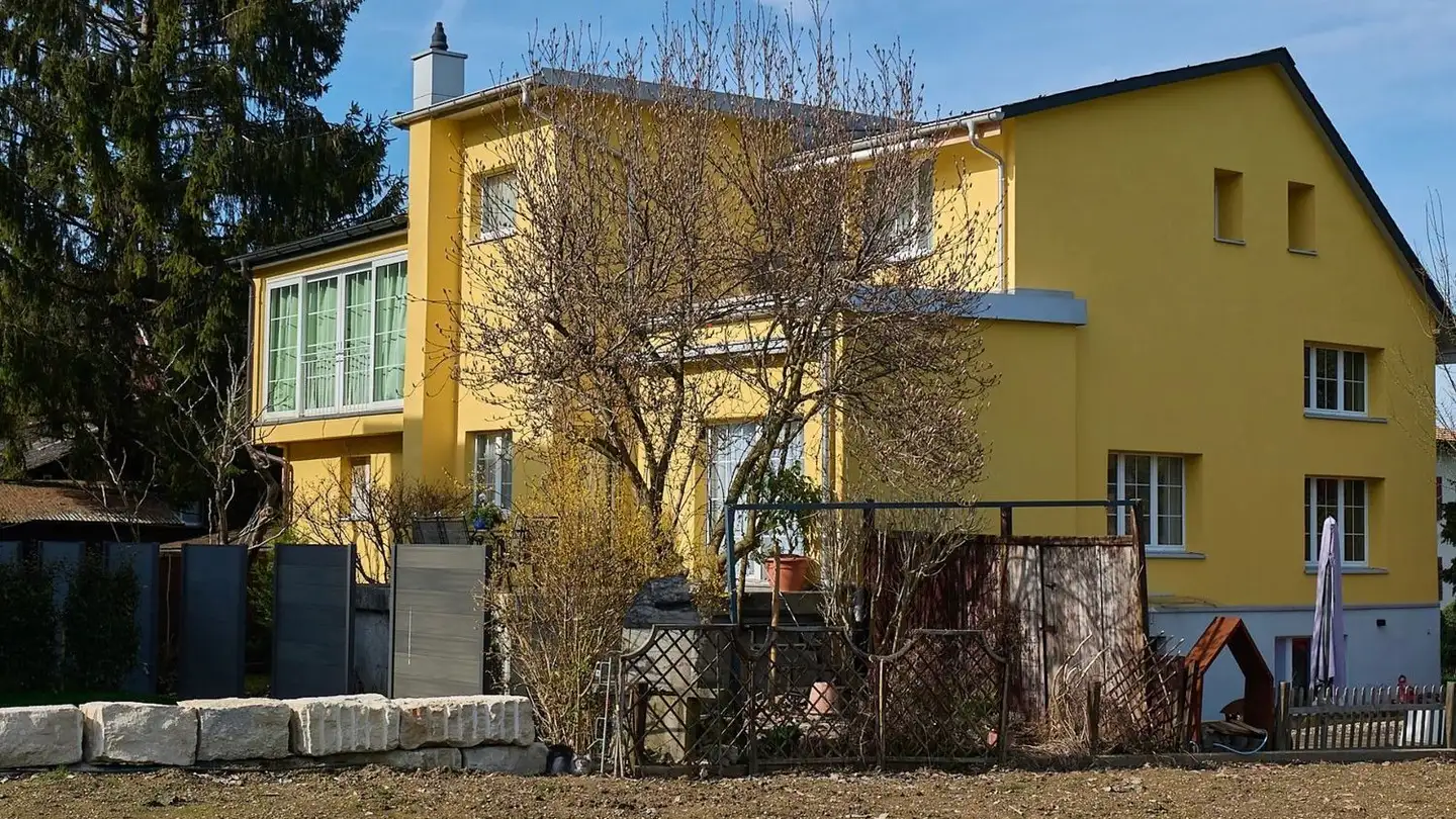 Residential building for sale - Kreuzstattstrasse 14, 8854 Galgenen