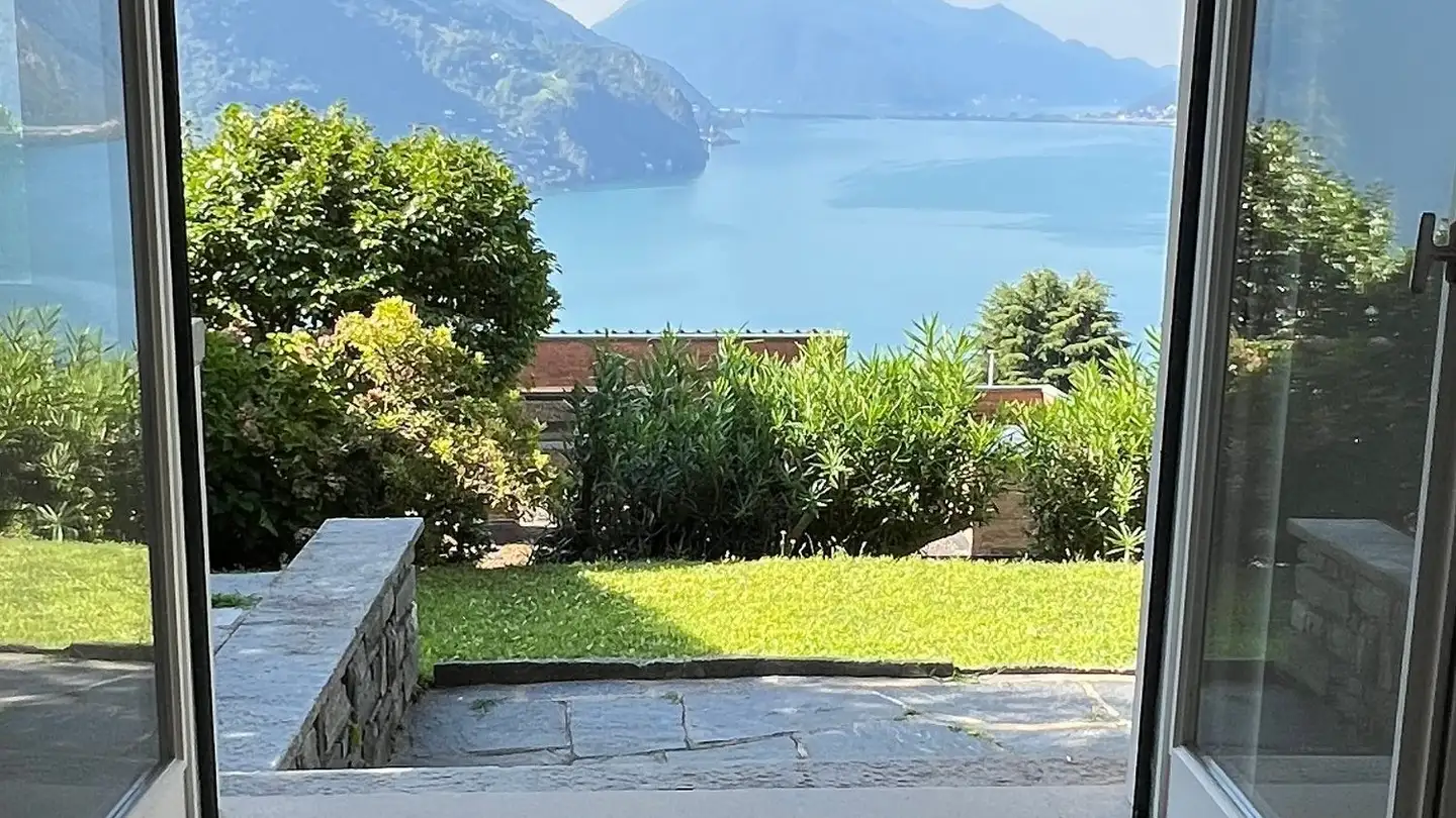 Stepped apartment for rent - 6977 Ruvigliana