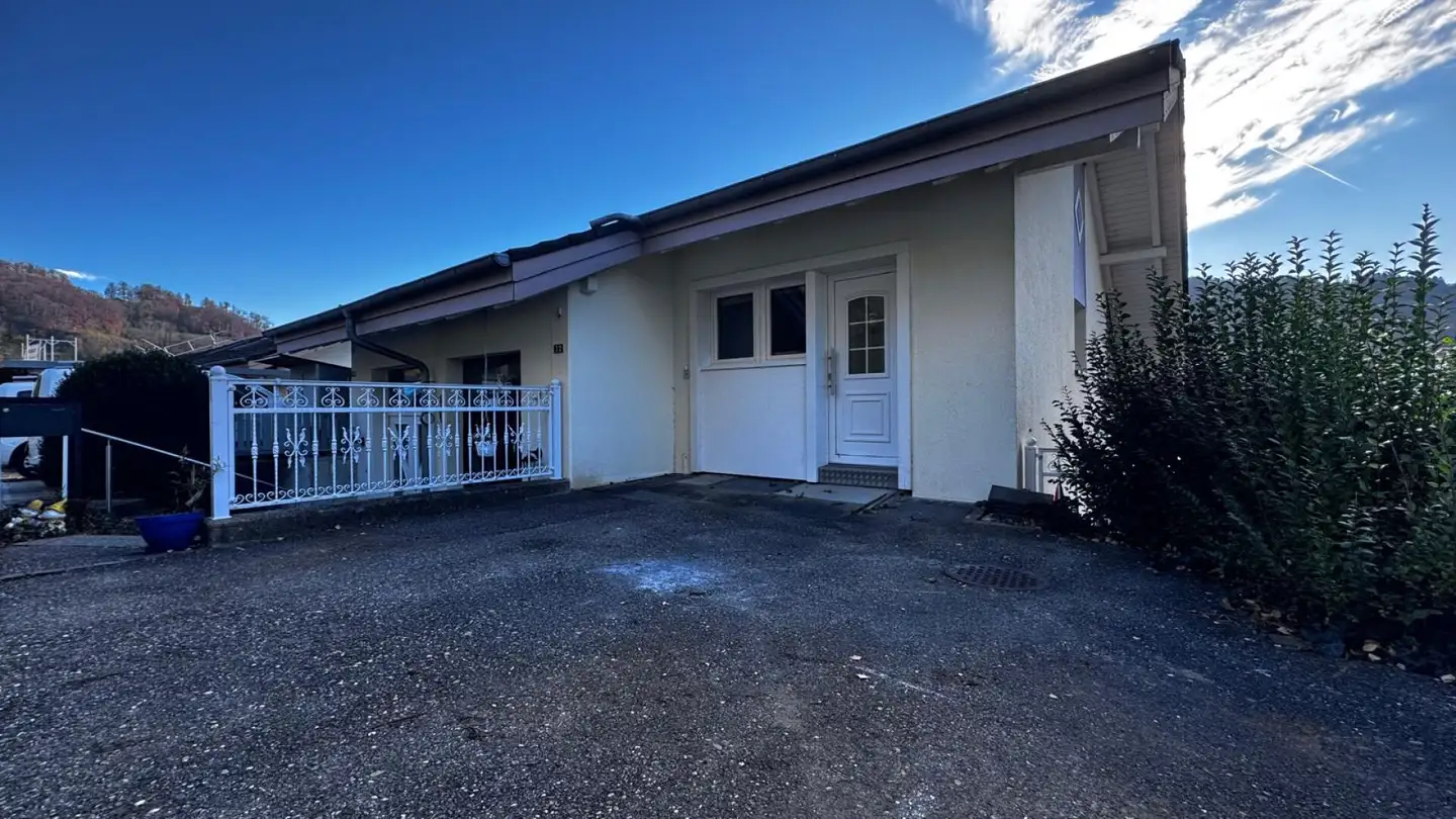 Single house for sale - Schmittenackerstrasse, 4448 Läufelfingen