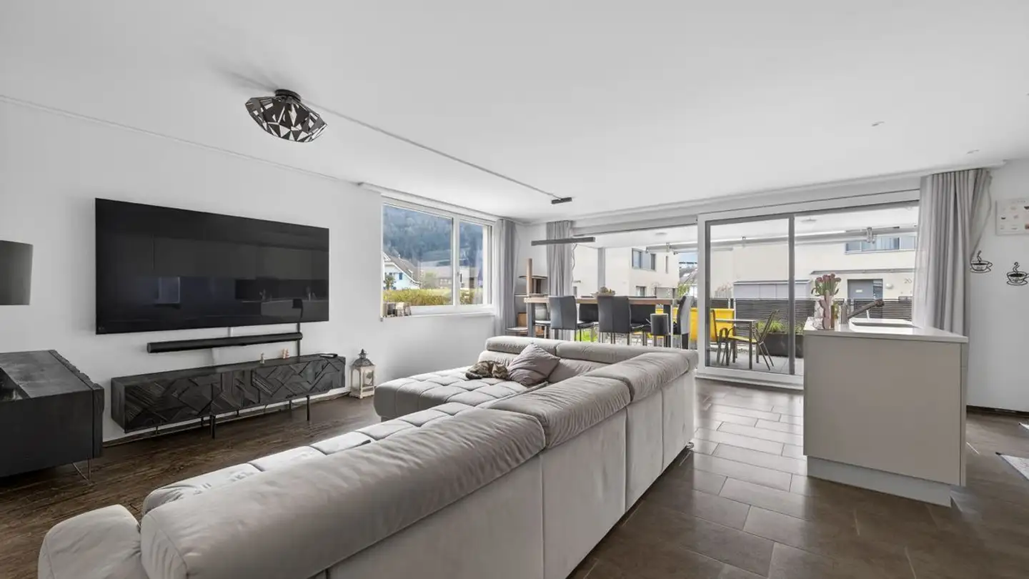 Wohnung kaufen - 6467 Schattdorf