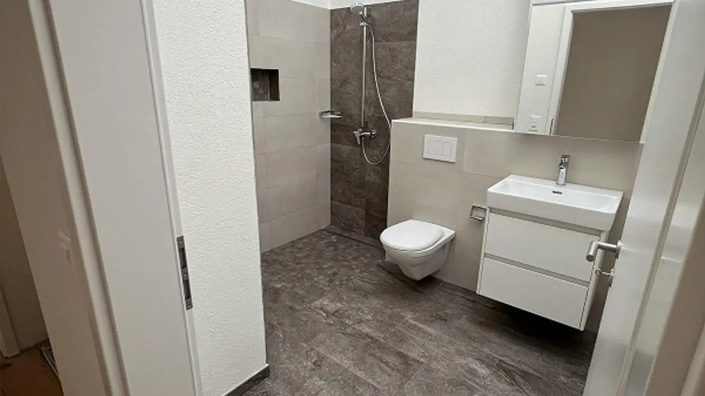 Apartment for rent - Brauereistrasse 32, 8730 Uznach - Photo 2