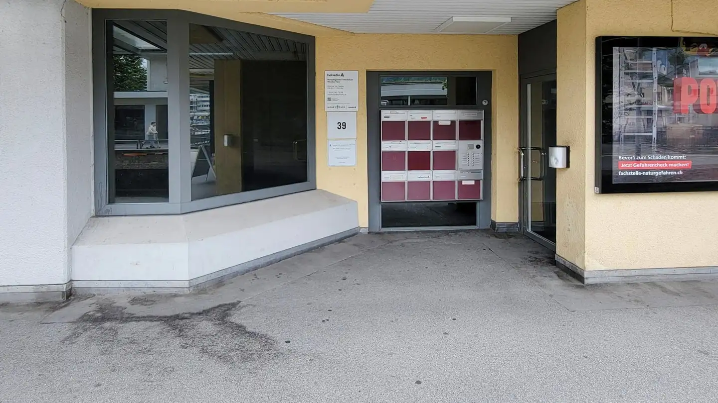 Geschäft mieten - Bahnhofstrasse 35, 3800 Unterseen - Foto 2