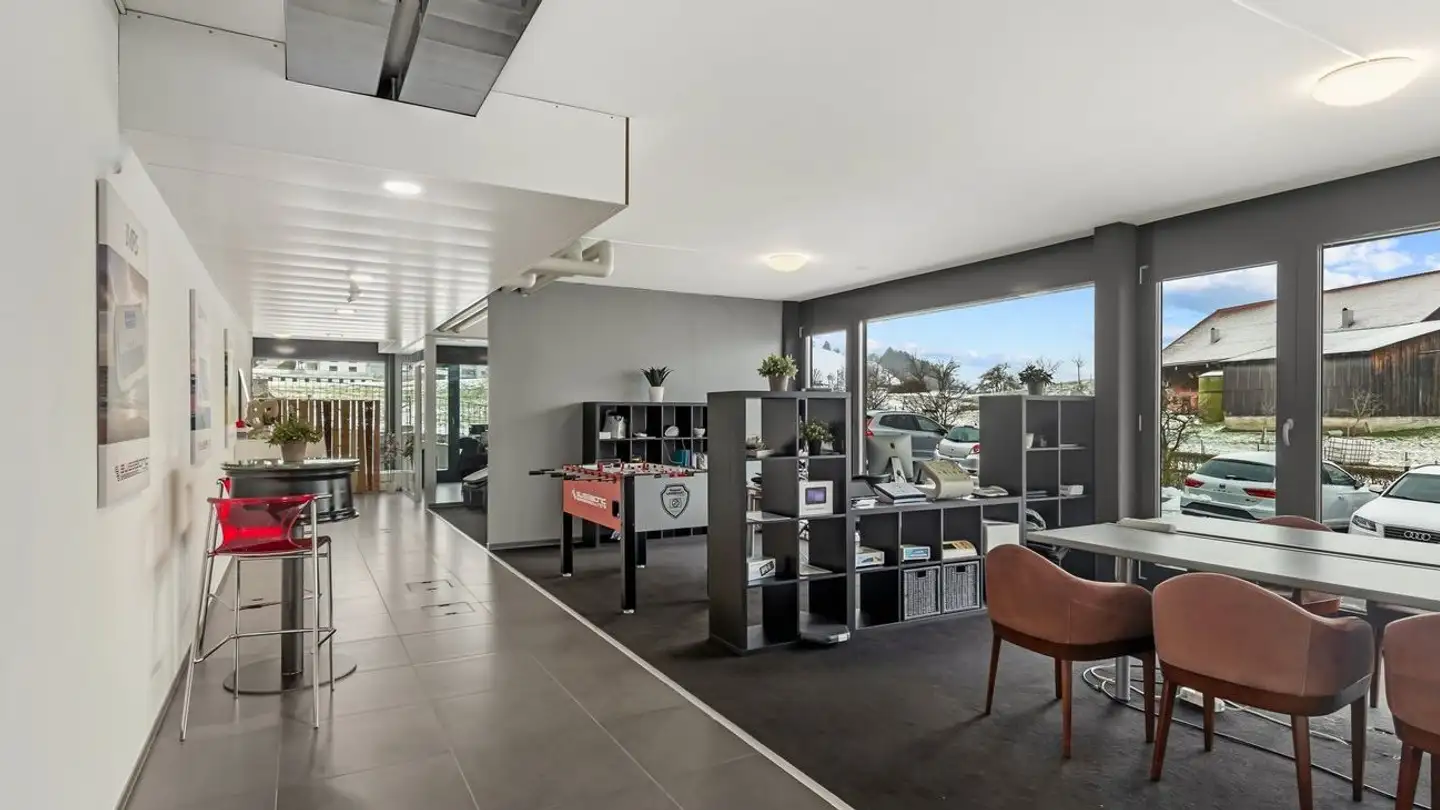 Bureau à louer - Schulhausstrasse 17, 8834 Schindellegi