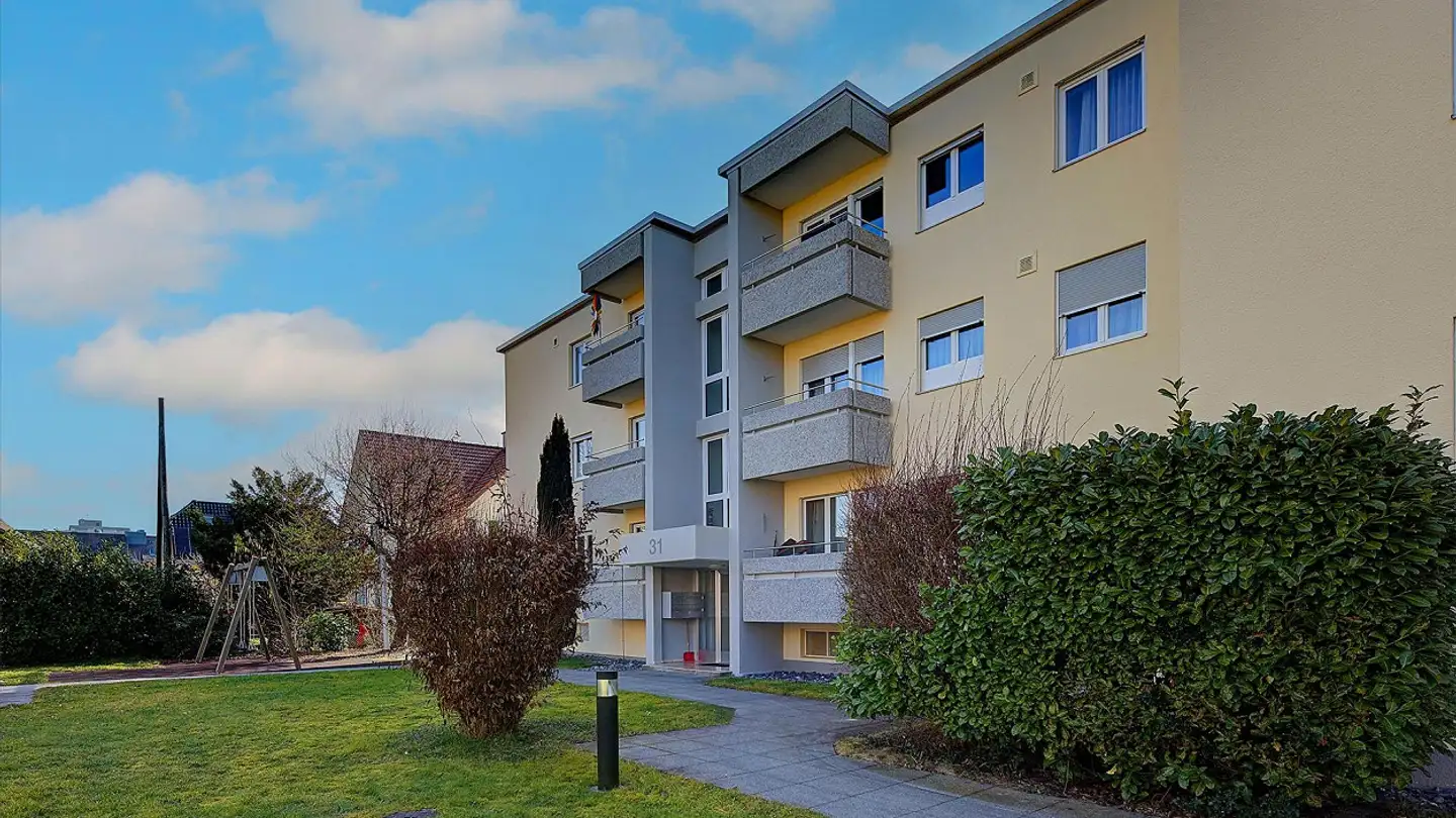 Outdoor parking space for rent - Henzmannstrasse, 4800 Zofingen