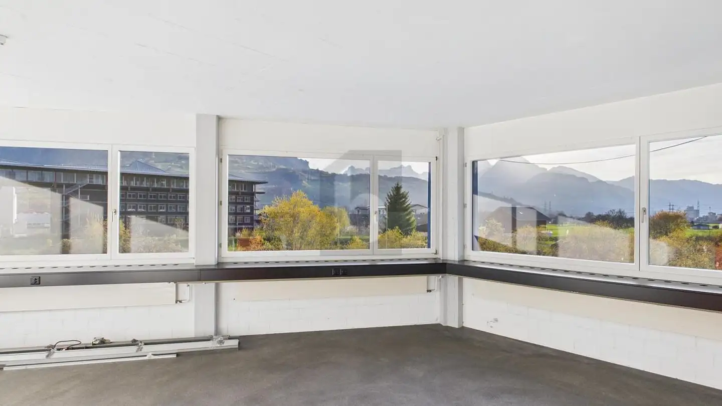 Office space for rent - 6438 Ibach - Photo 4