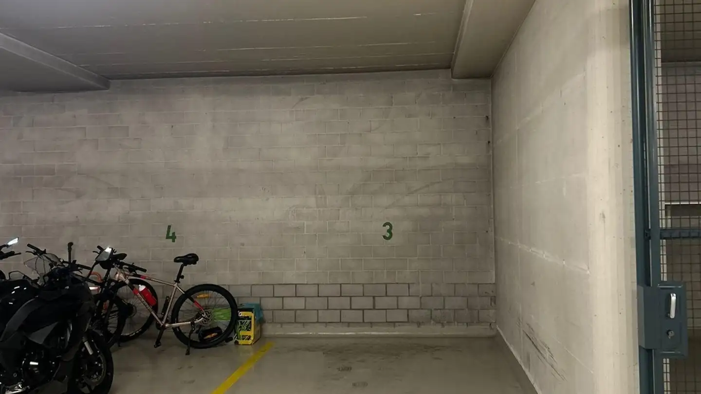 Garage individuel à louer - Ehrendingerstrasse 12, 5408 Ennetbaden