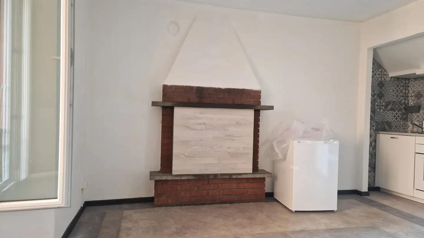 Apartment for rent - Vicolo Del Municipio 3, 6988 Ponte Tresa - Photo 2