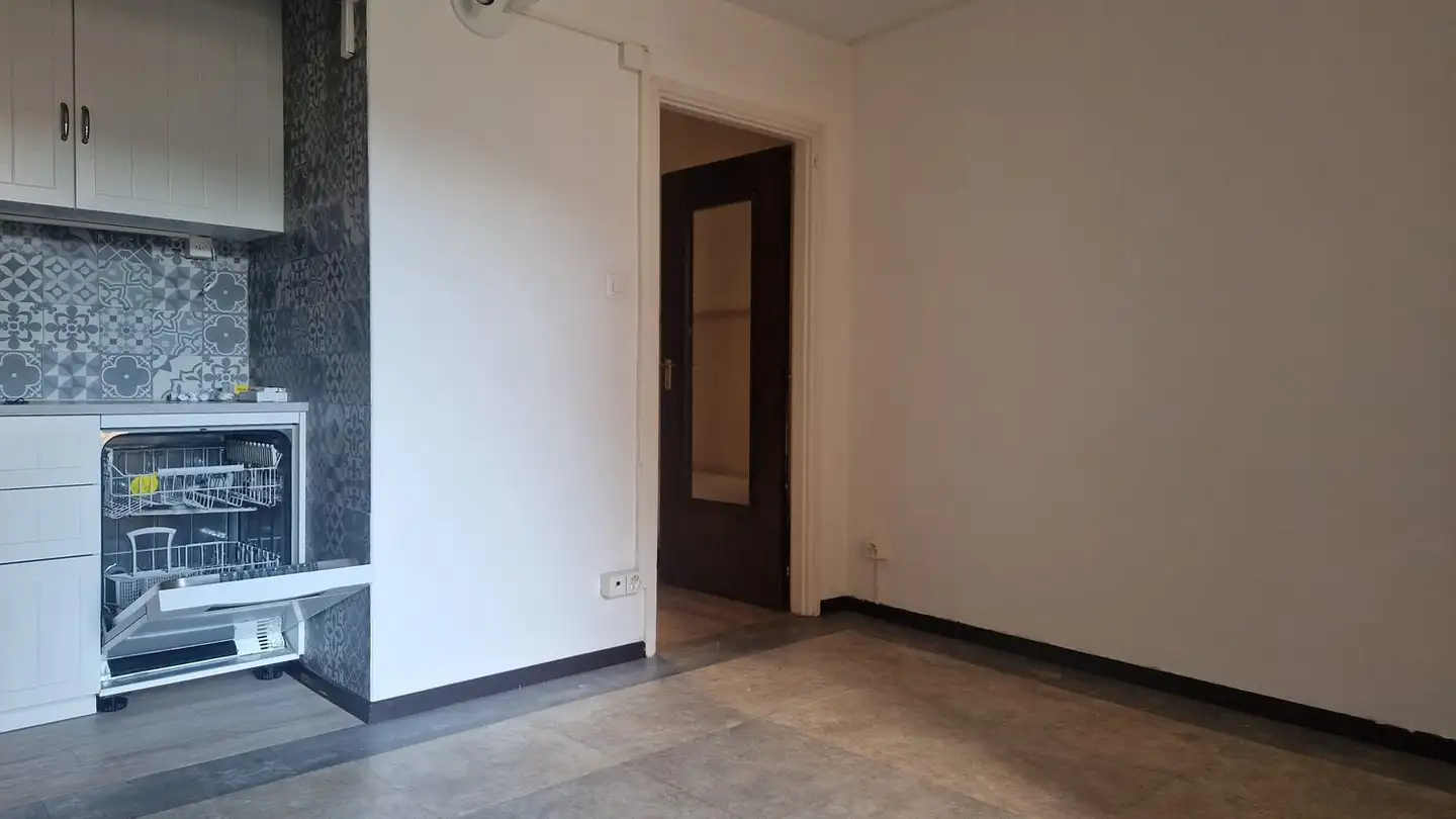 Apartment for rent - Vicolo Del Municipio 3, 6988 Ponte Tresa - Photo 3