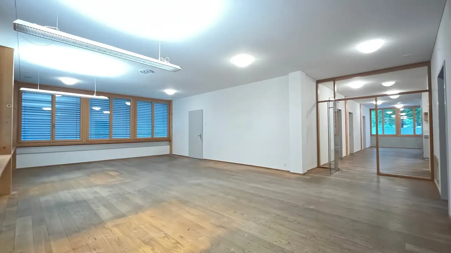 Gewerbe mieten - Gartenstrasse 1, 3063 Ittigen