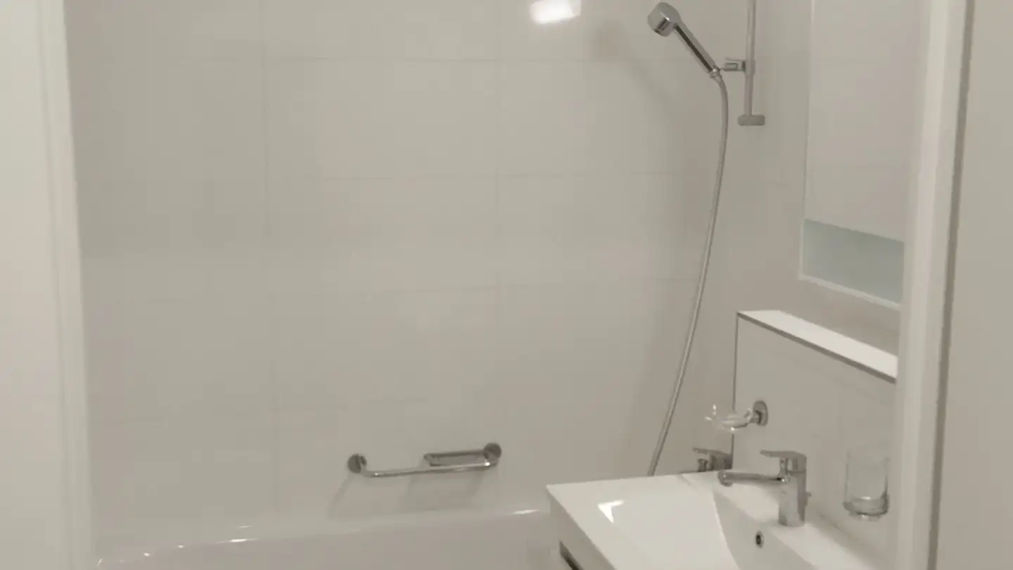 Apartment for rent - 1206 Genève - Photo 4