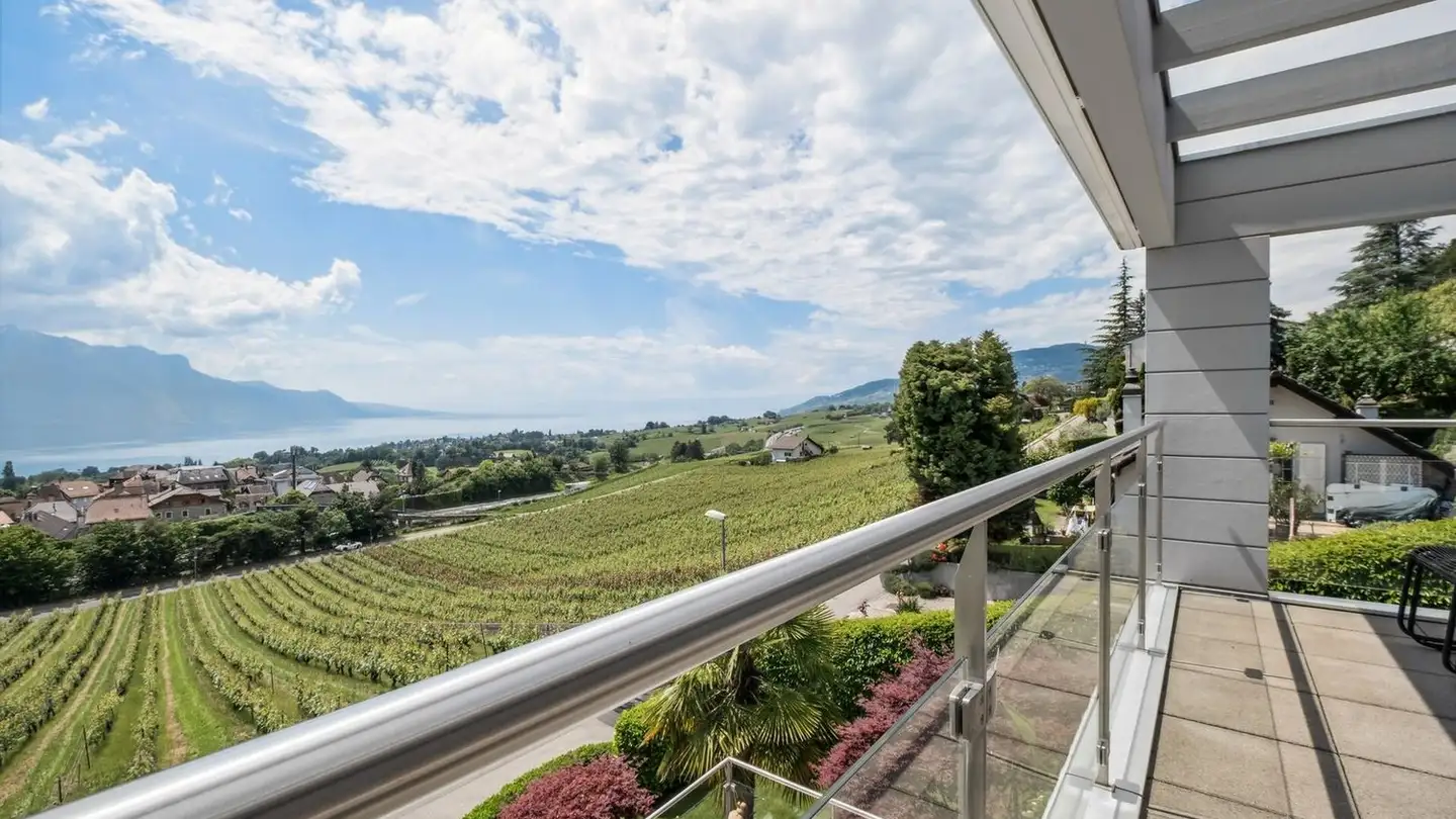 Casa bifamiliare in vendita - 1820 Montreux