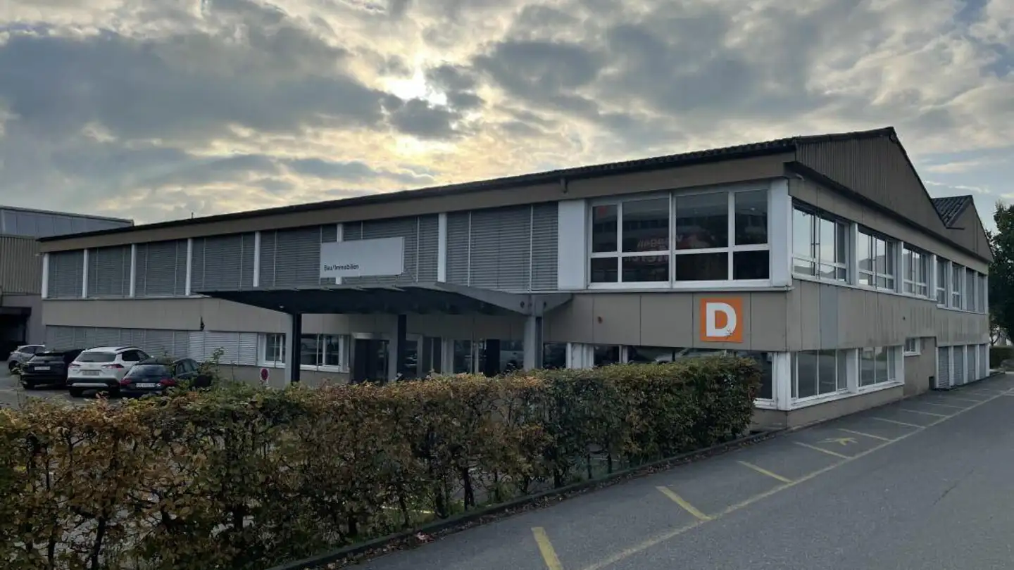 Grande magazzino in affitto - Industriestrasse 24a, 9200 Gossau SG - Photo 2