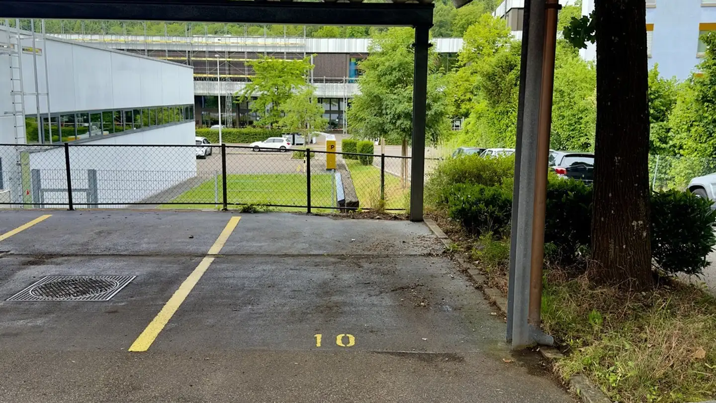 Outdoor parking space for rent - Schlosstalstrasse 98, 8408 Winterthur