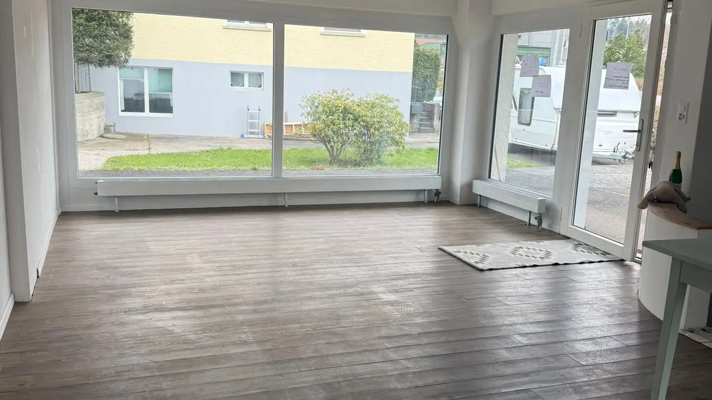 Magasin à louer - 2830 Courrendlin