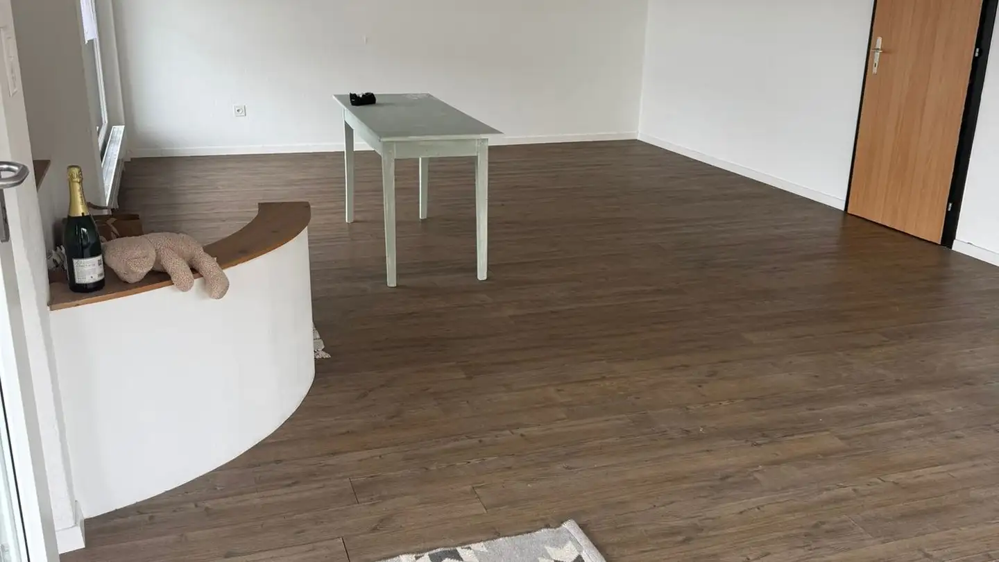 Magasin à louer - 2830 Courrendlin - Photo 2