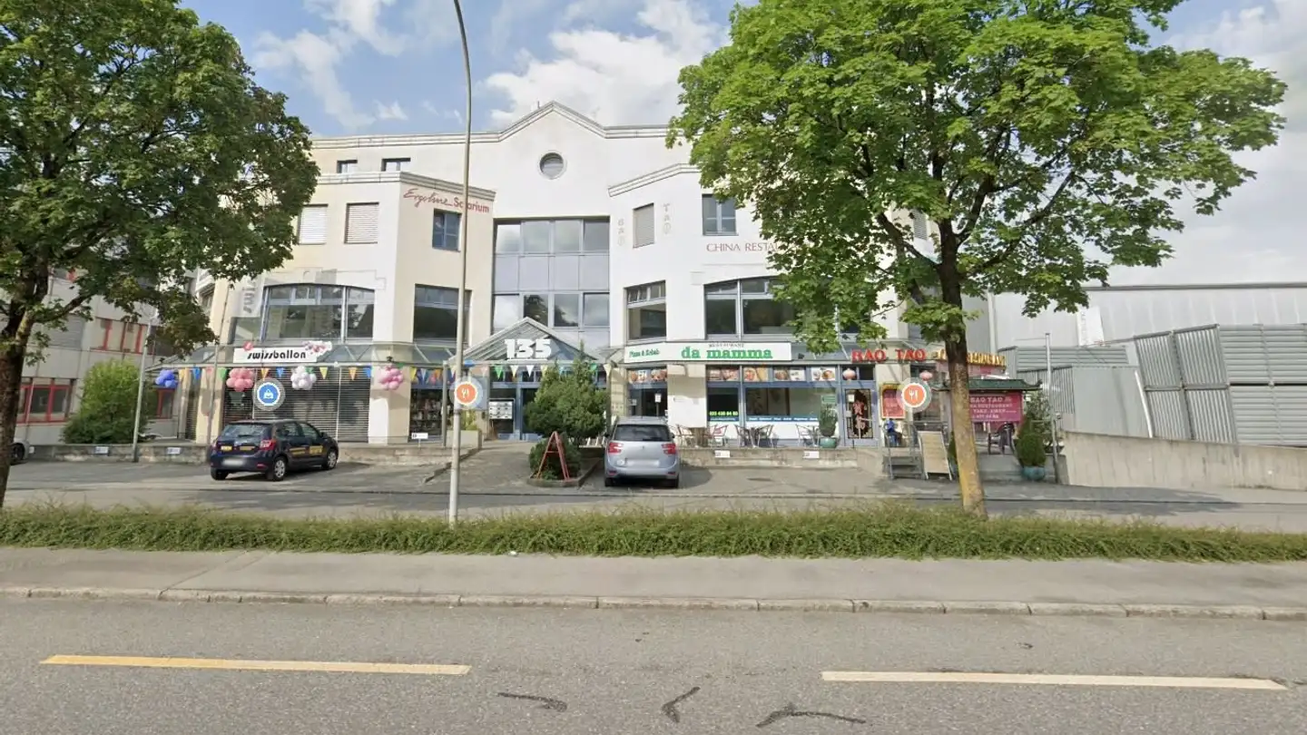 Commercial à louer - 3627 Heimberg