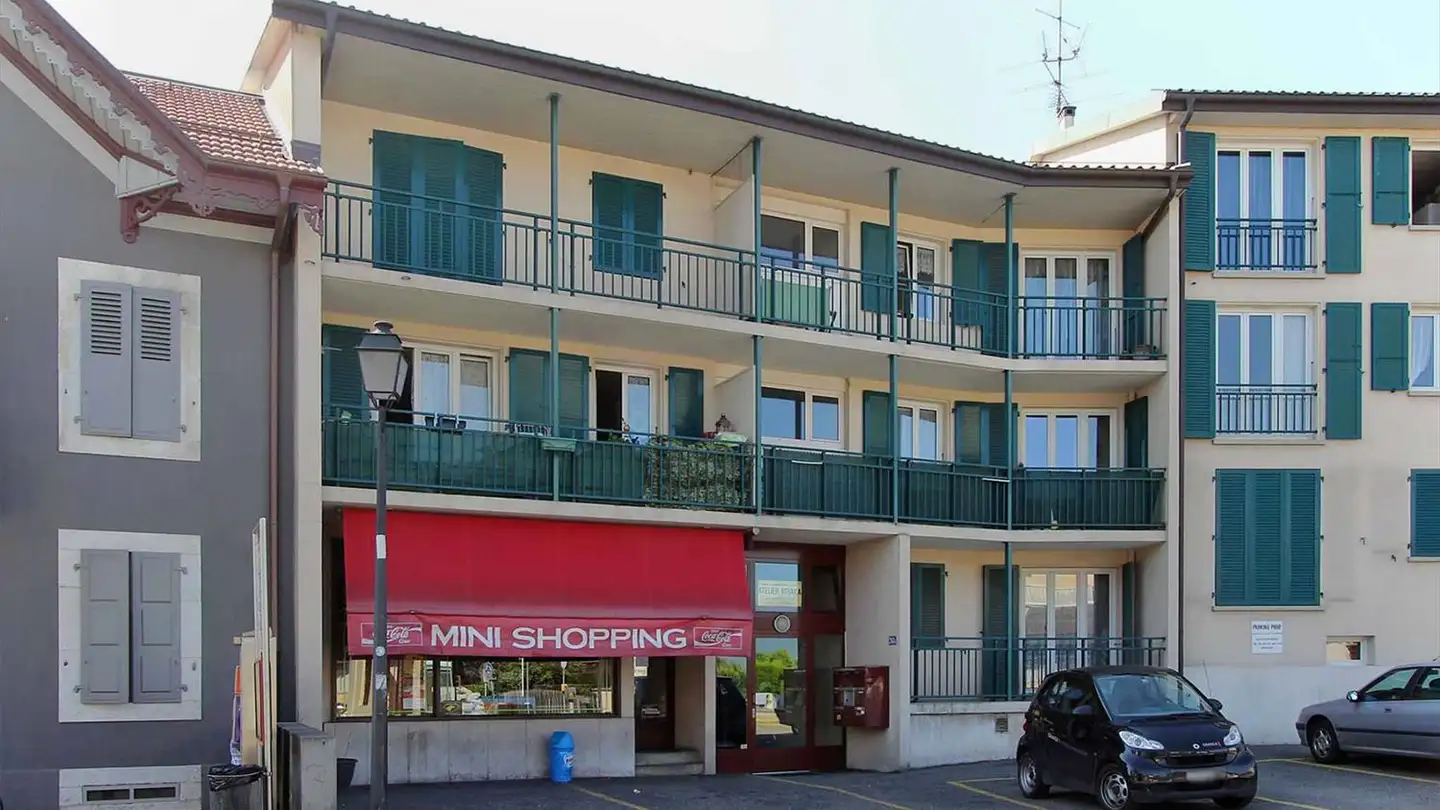 Commerciale in affitto - 1233 Bernex