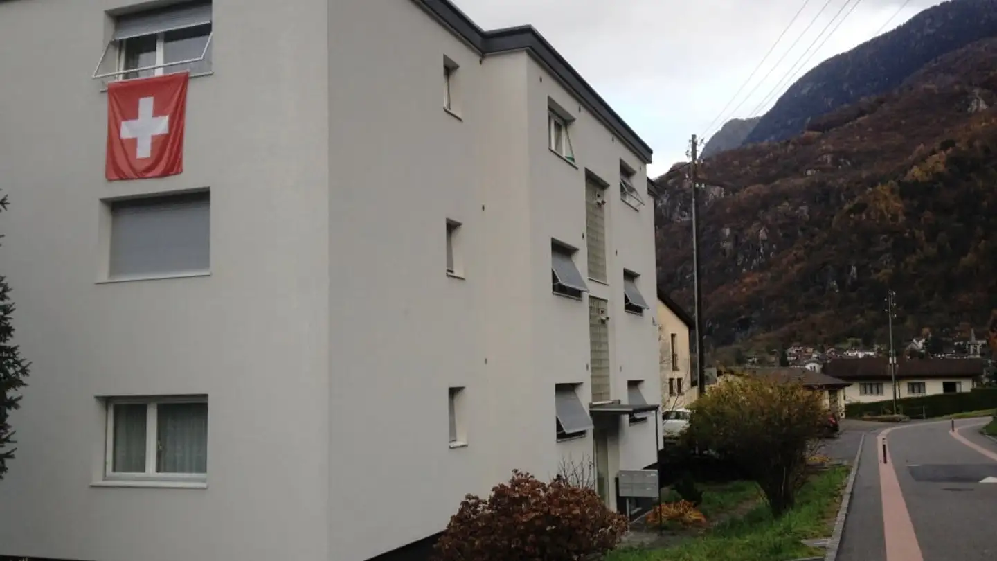 Appartamento in affitto - Al Piz Da Crèe 5, 6702 Claro - Photo 2