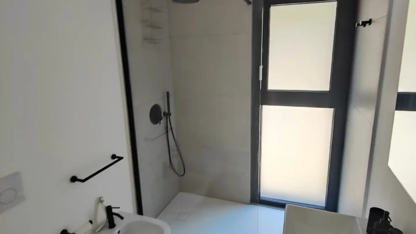 Apartment for rent - 6600 Muralto - Photo 4