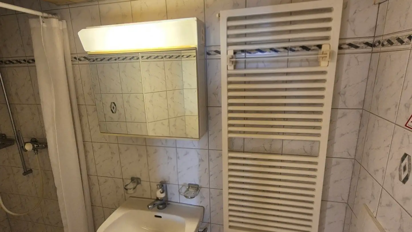 Appartement à louer - 7015 Tamins - Photo 4