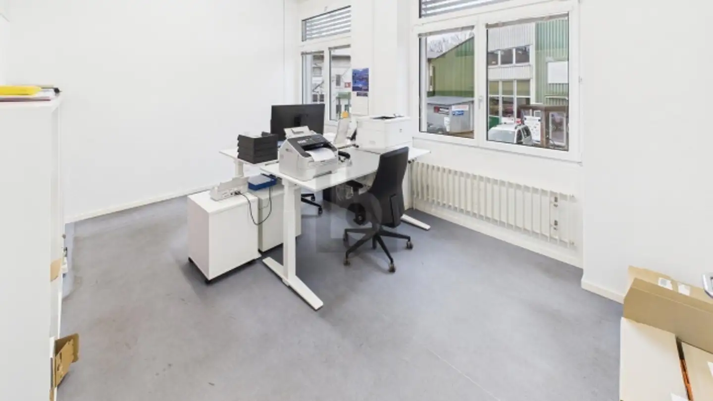 Office space for rent - 3145 Niederscherli