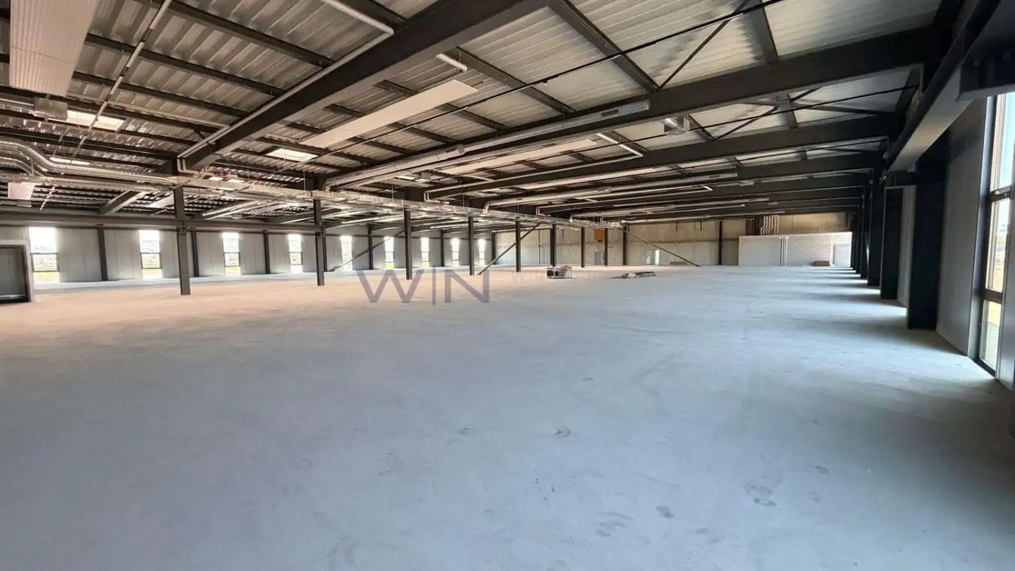 Commercial for rent - 1566 St-Aubin FR - Photo 2