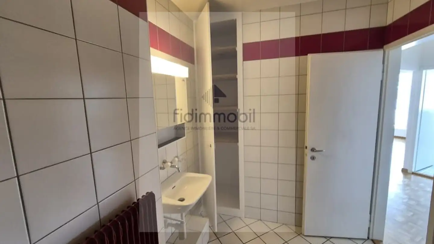 Appartement à louer - Rue Numa-Droz 208, 2300 La Chaux-de-Fonds - Photo 4