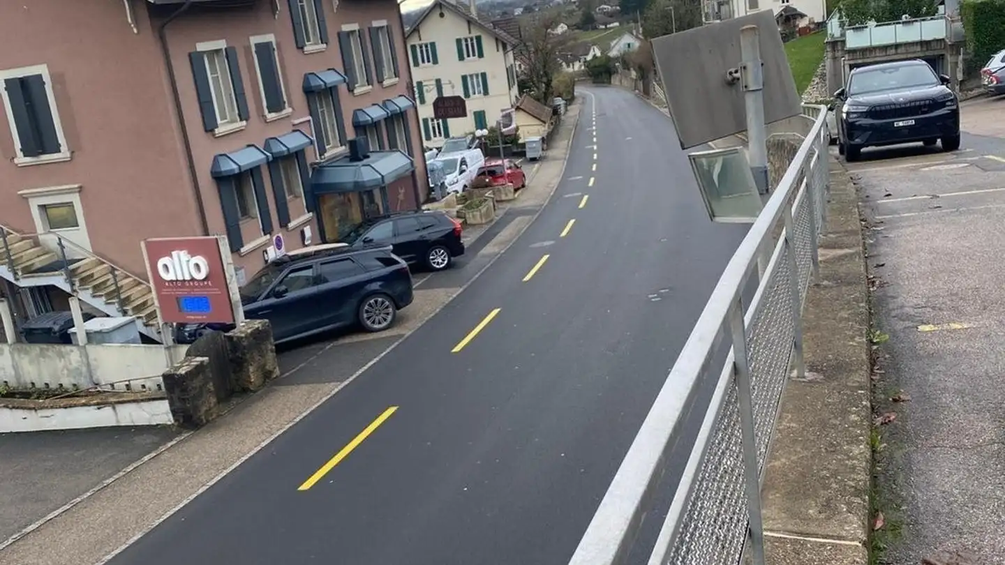 Appartement à louer - 2015 Areuse - Photo 2